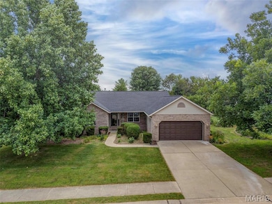 213 Hodgens Mill Ln, O Fallon, IL 62269 - photo 2