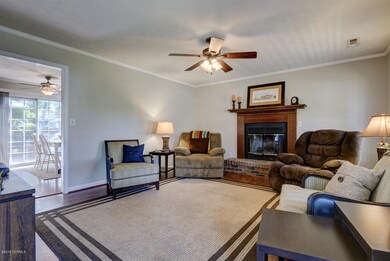 4428 Jason Ct Wilmington NC-large-006-02