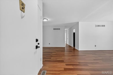 10328 Forest Brook Ln unit H, Saint Louis, MO 63146 - photo 6