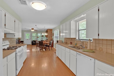 539 Gorton Rd, Doyline, LA 71023 - photo 6