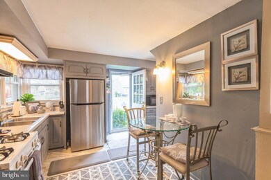 974 Homberg Ave, Essex, MD 21221 - photo 7