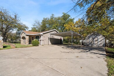 712 N Pendell Ave, Cleburne, TX 76033 - photo 5