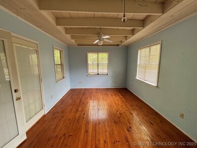 303 NW 3rd St, Stigler, OK 74462 - photo 6