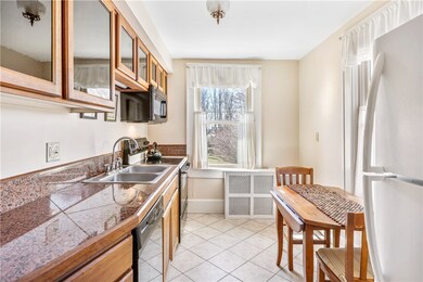 386 Green End Ave unit 6, Middletown, RI 02842 - photo 7