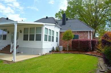 404 Oakbrook Cir, McComb, MS 39648 - photo 7