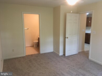 11005 Kinship Ct unit 203, Manassas, VA 20109 - photo 7