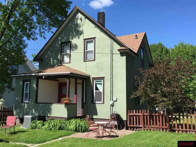 1317 N Minnesota St, New Ulm, MN 56073 - photo 2