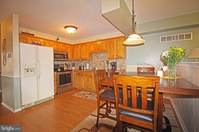16 Red Tail Ct, Royersford, PA 19468 - photo 4