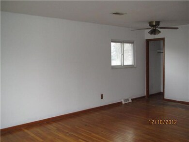 1317 Pershing Dr, Columbus, OH 43224 - photo 7