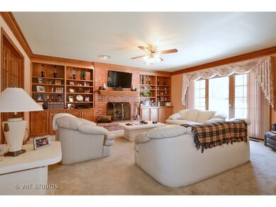 2247 Lotus Ct, Naperville, IL 60565 - photo 6