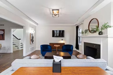 2281 Atkinson St, Detroit, MI 48206 - photo 5