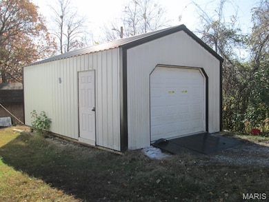 310 Pickles Ford Rd, Saint Clair, MO 63077 - photo 3