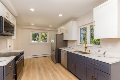 4 Everton Ave, Worcester, MA 01604 - photo 2