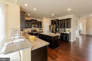 11295 St Christopher Dr, White Plains, MD 20695 - photo 6