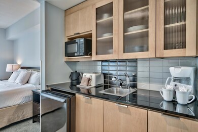 Kitchenette