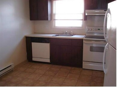 54 Weaver St unit 2, Greenwich, CT 06831 - photo 3