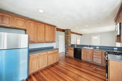949 Broadway unit 2, Everett, MA 02149 - photo 2