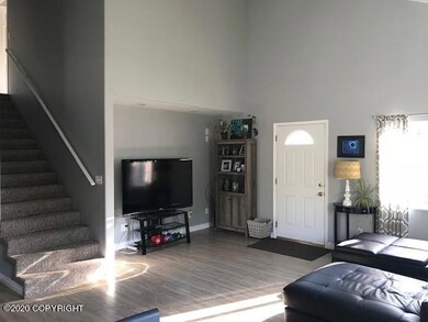 5761 College Dr unit B, Anchorage, AK 99504 - photo 4