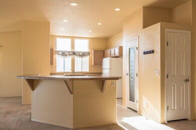 2362 50th St W, Rosamond, CA 93560 - photo 3