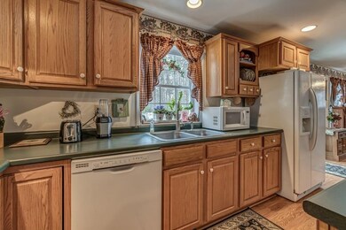 107 Foster Rd, Milford, NH 03055 - photo 5