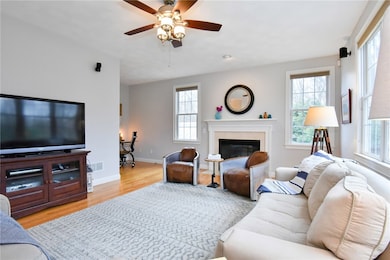 427 Glen Hill Dr, Saunderstown, RI 02874 - photo 5