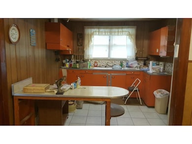 622 E Pine St, Johnson City, TN 37601 - photo 5