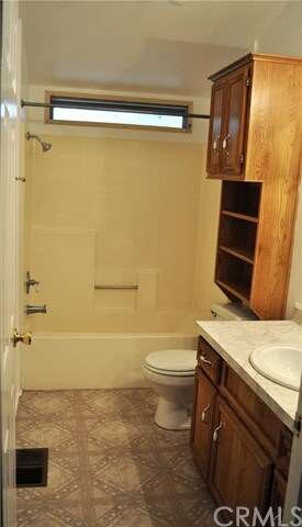 14153 Riviera Ct, Victorville, CA 92395 - photo 6