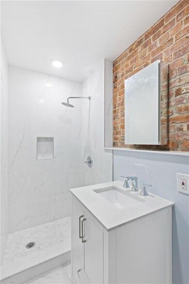 215 Shippen St unit 1, Weehawken, NJ 07086 - photo 7