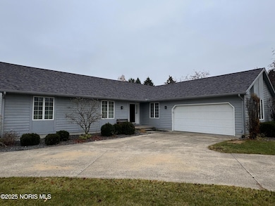 144 Deerfield Cir, Bryan, OH 43506 - photo 2