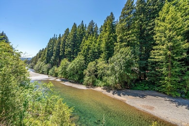 Austin  creek is nearby.
