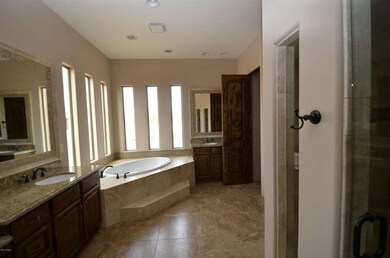 1 Master Bath His and Hers