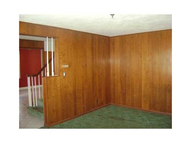 27 Vigilant St, Cranston, RI 02920 - photo 6