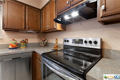 1402 Girard St, San Marcos, TX 78666 - photo 6