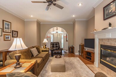 126 Trentwood Dr, Crossville, TN 38558 - photo 6