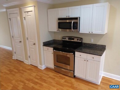 1915 Beechcrest Ct unit 102, Charlottesville, VA 22903 - photo 6