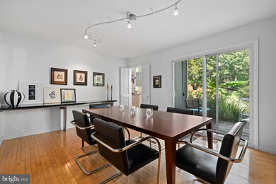 12312 Mulberry Ct, Woodbridge, VA 22192 - photo 4