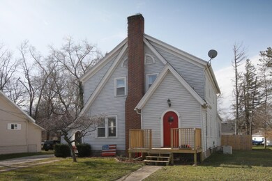 13 Monroe St-102