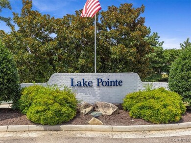 Lake Pointe entrance