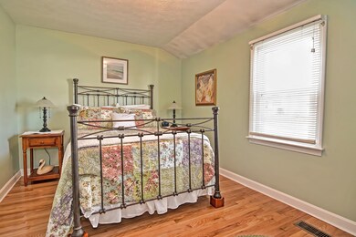 12 Essex St, Nashua, NH 03064 - photo 5