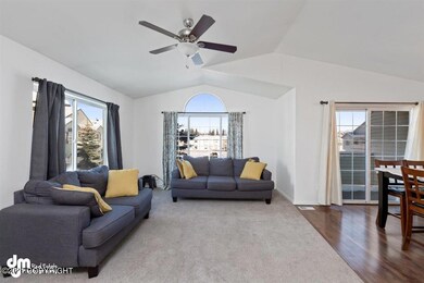 08-Living Room MS_9817