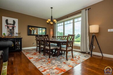 8009 SW 28th Cir, Topeka, KS 66614 - photo 5