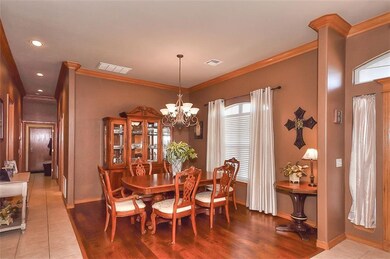 9325 Fendrych Dr, Oklahoma City, OK 73165 - photo 5