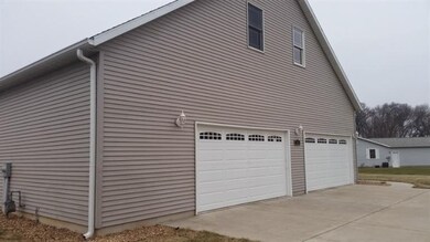 4146 N Erin Dr, La Porte, IN 46350 - photo 3