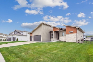 1279 S Wildfire Ave, Waukee, IA 50263 - photo 2