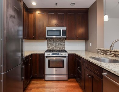 150 Middle St_4B_002