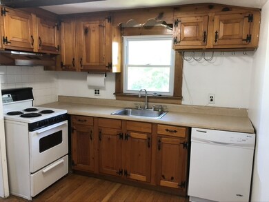 639 Lincoln St unit 3, Waltham, MA 02451 - photo 5