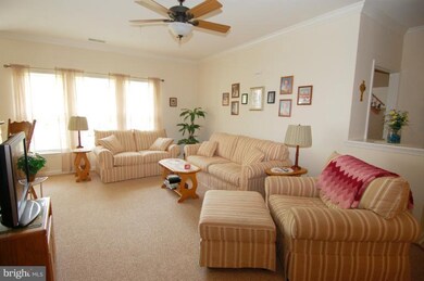 1011 Samantha Ln unit 102, Odenton, MD 21113 - photo 3
