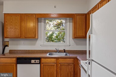 1402 Woodside Ave unit 2, Halethorpe, MD 21227 - photo 6