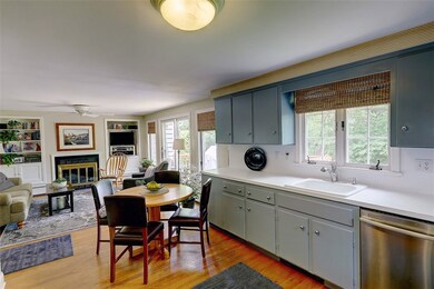 10 Wildflower Rd, Barrington, RI 02806 - photo 6