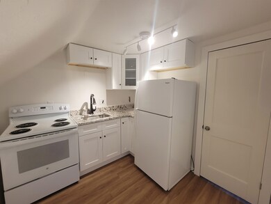 18 W Bow St, Franklin, NH 03235 - photo 5